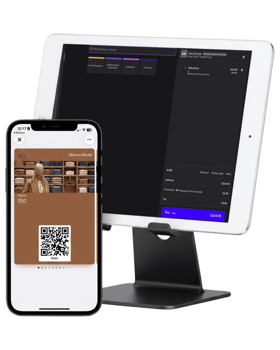 Una venta de Lightspeed con un cliente añadido, y la tarjeta de fidelidad en un móvil