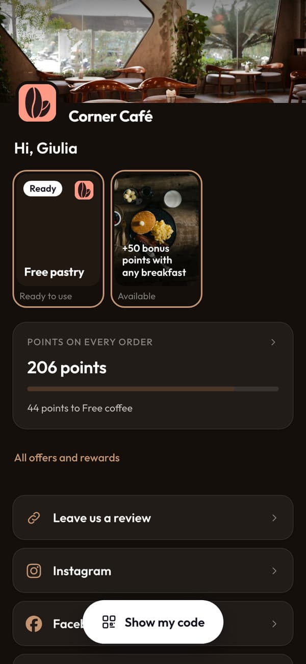 Corner Café's app: Hi, Giulia, 206 points and 44 points to a free coffee