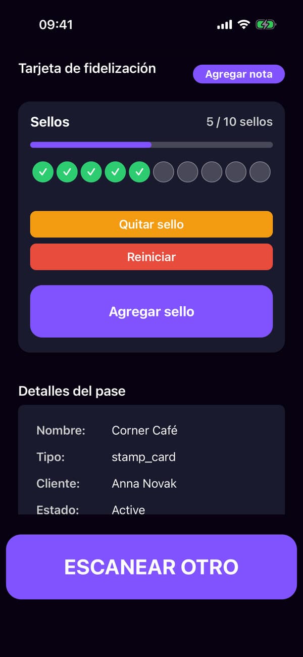 La app de escáner tras escanear la tarjeta de sellos de Anna, con el botón para añadir un sello