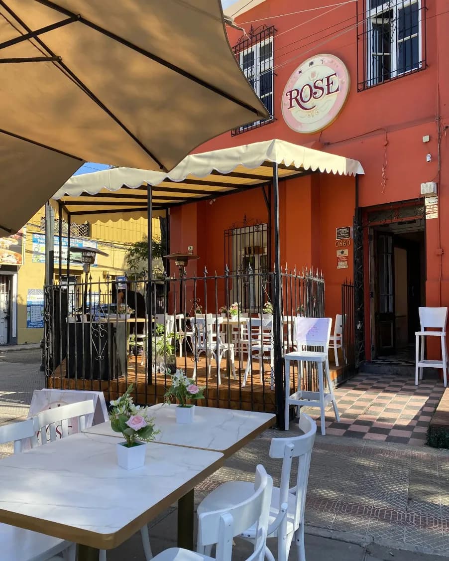 Exterior of Rose Chile