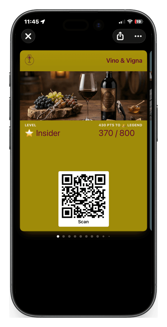 Een walletkaart van een wijnclub in Apple Wallet, met het niveau en de voortgang van het lid