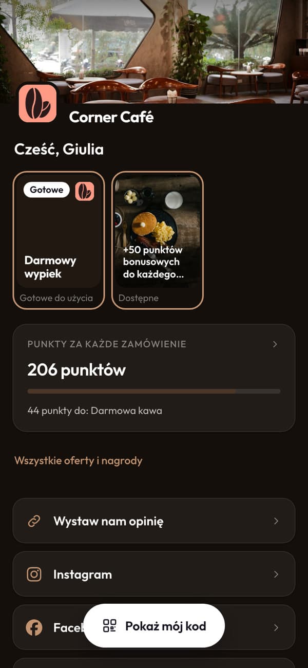 Aplikacja Corner Café: Cześć, Giulia, 206 punktów i 44 punkty do darmowej kawy