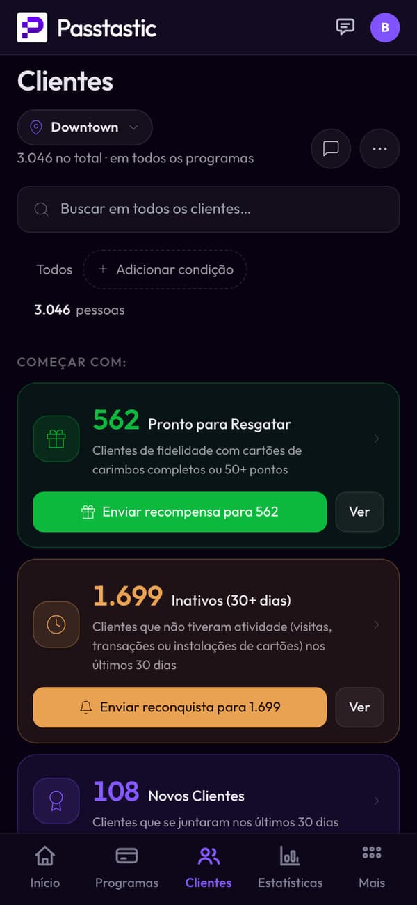 A mesma tela de Clientes no celular