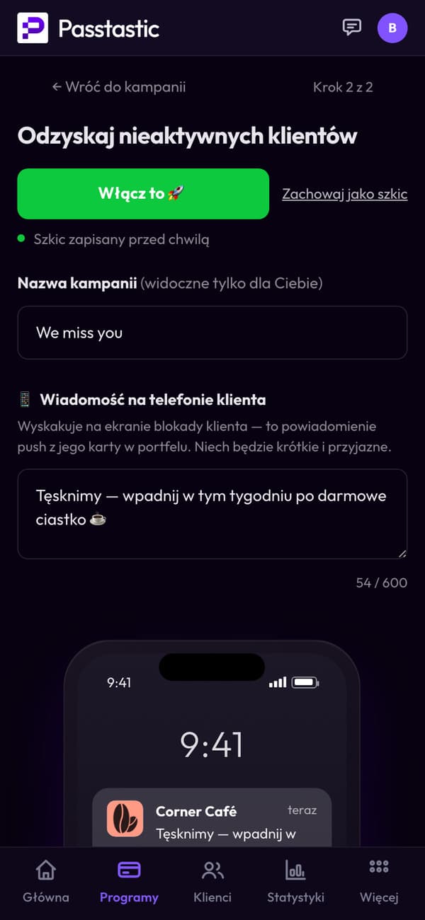 Pisanie kampanii „Tęsknimy za Tobą” z podglądem na żywo ekranu blokady klienta