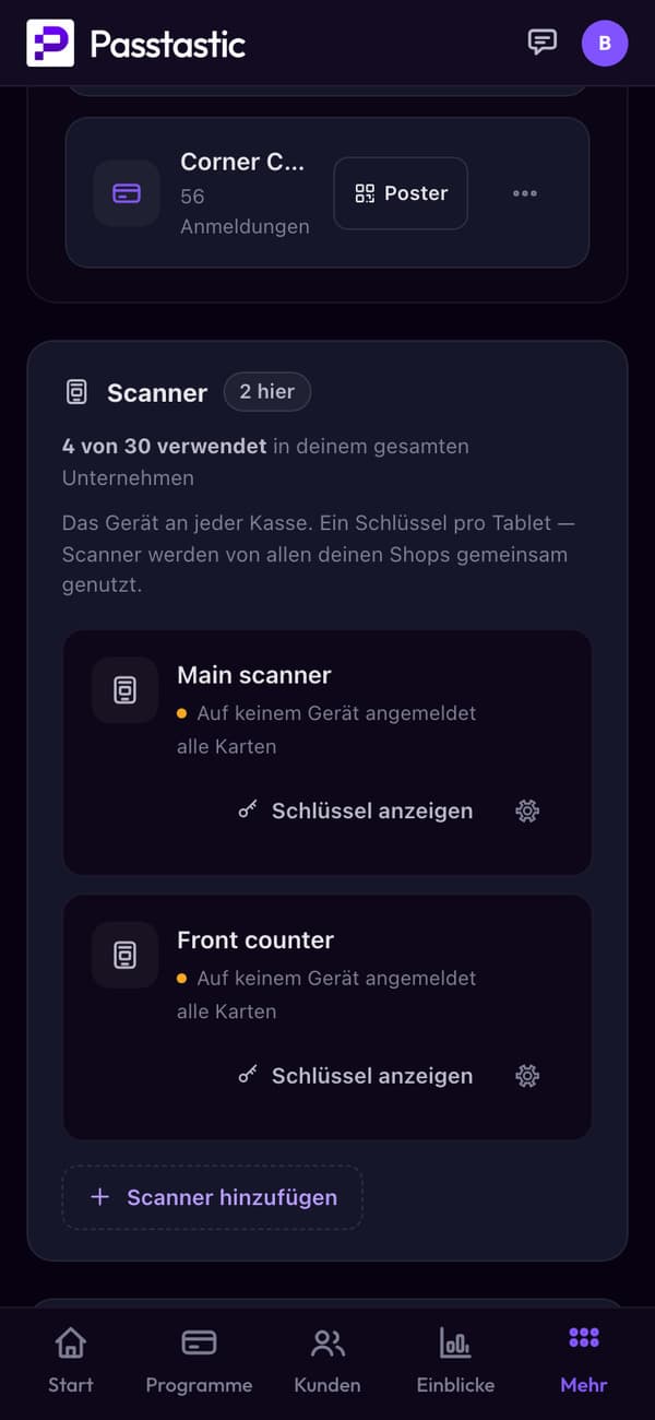 Die Scanner des Corner Café in seinem Shop Downtown