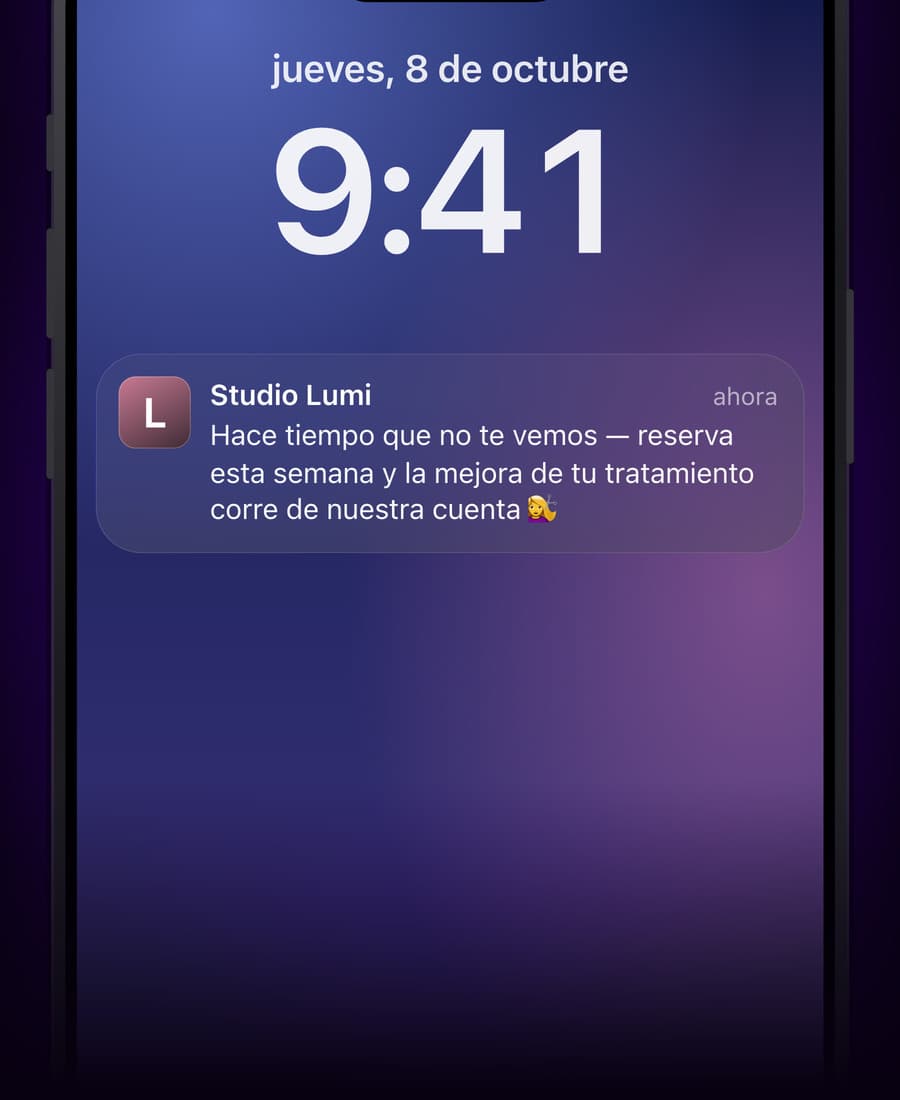 El mensaje de Studio Lumi en la pantalla de bloqueo de un iPhone